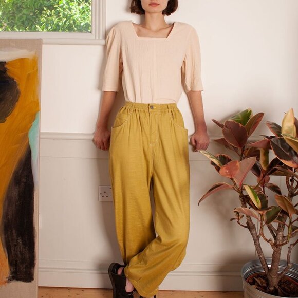 L.F.Markey Fergus Linen Trouser - Pistachio (Green) - Picture 3 of 3